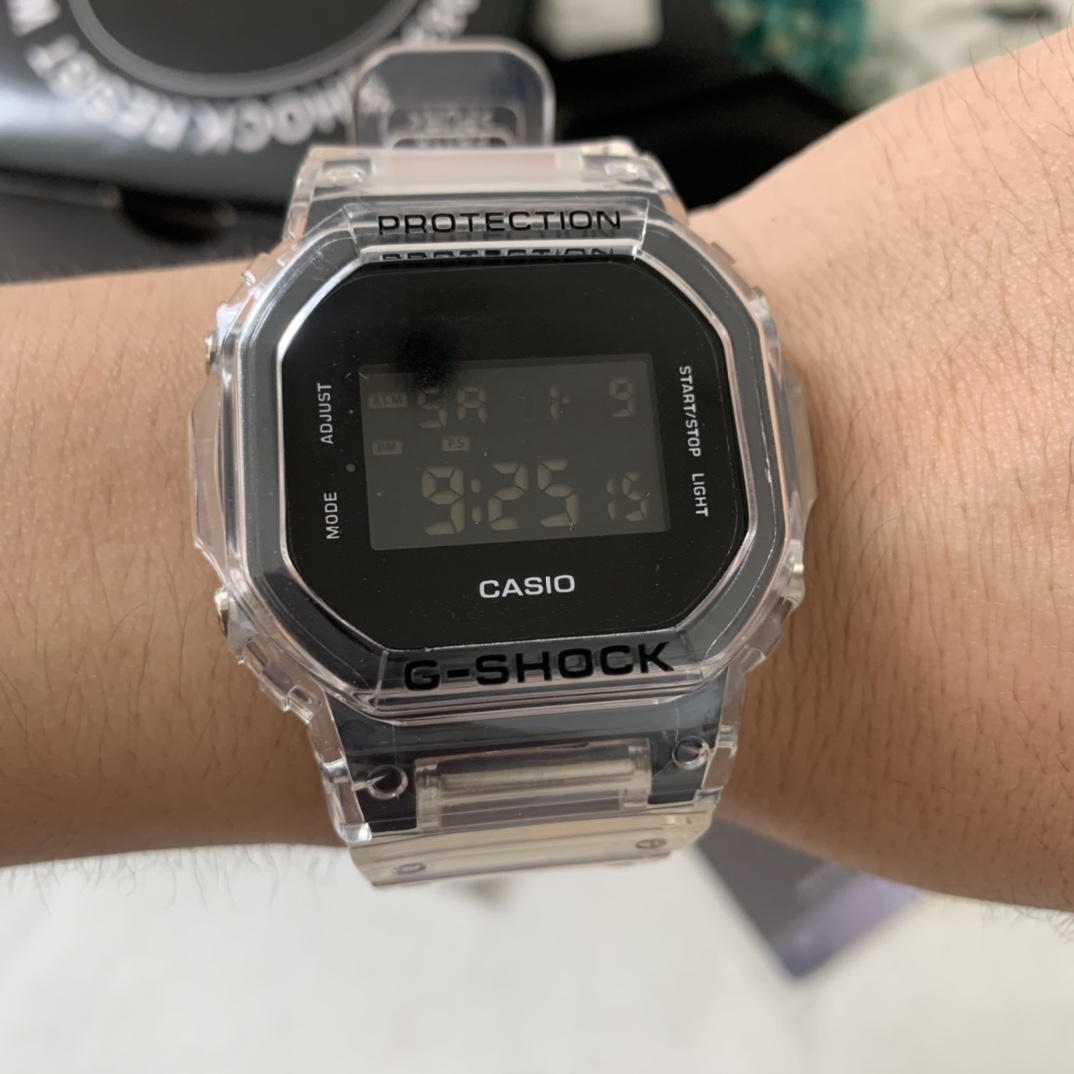 卡西欧  dw5600新款透明小方块实拍图片