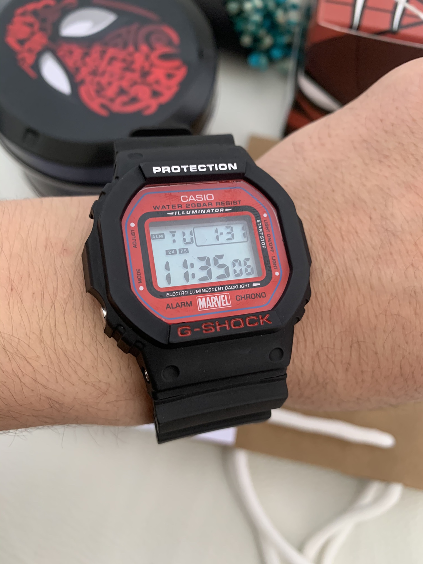 卡西欧  5600小方块14号漫威方块蜘蛛侠实拍图片