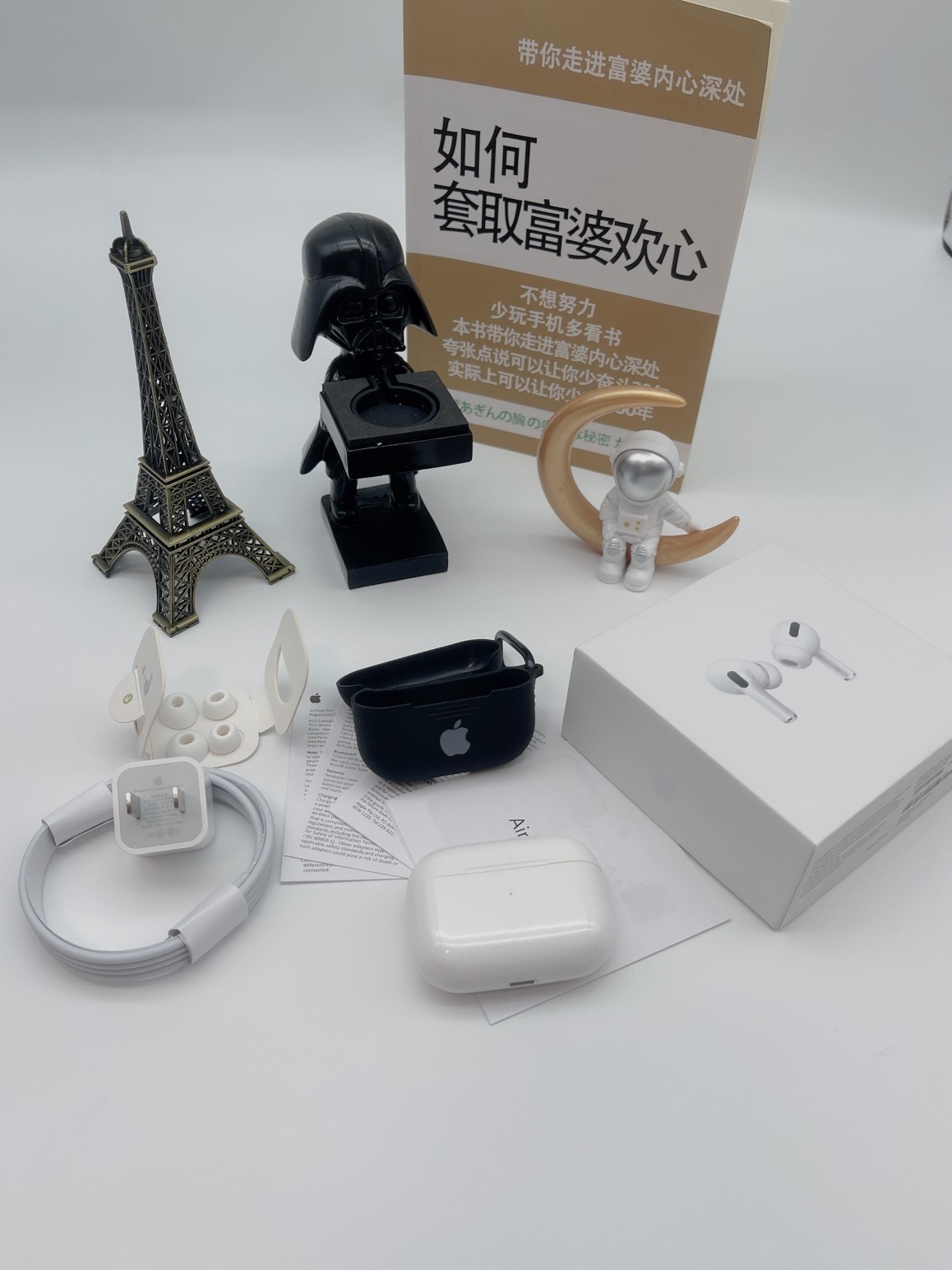 【三代天花版】全新洛达芯片1562a+真正anc降噪+真通透+真光感+五金合页+不跳电+本机序列号- 推荐理由：原版降噪效果，真光感，品质稳定- 络达1562a芯片真双麦+不跳电- 真光感，任意听歌，不断连- 三代图标，支持负一屏常显+音频共享- 原装音质+定位改名+降噪ui画面+序列号- 原版外壳+金属合页+智能弹窗+三真电量+无线充功能